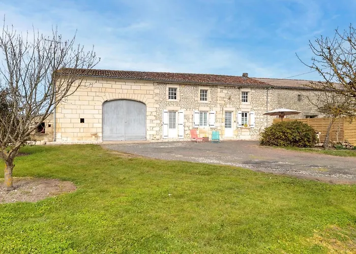 La Truffiere Saintongeaise By Interhome Сasa de vacaciones Berneuil (Charente)